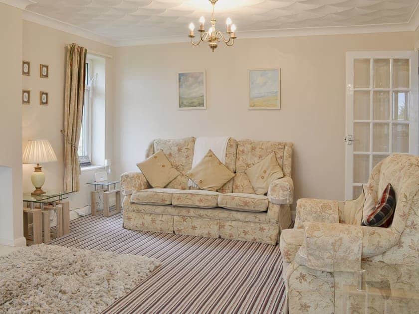 Living room | Sunny Crest - Hunmanby Gap Cottages, Hunmanby Gap, near Filey