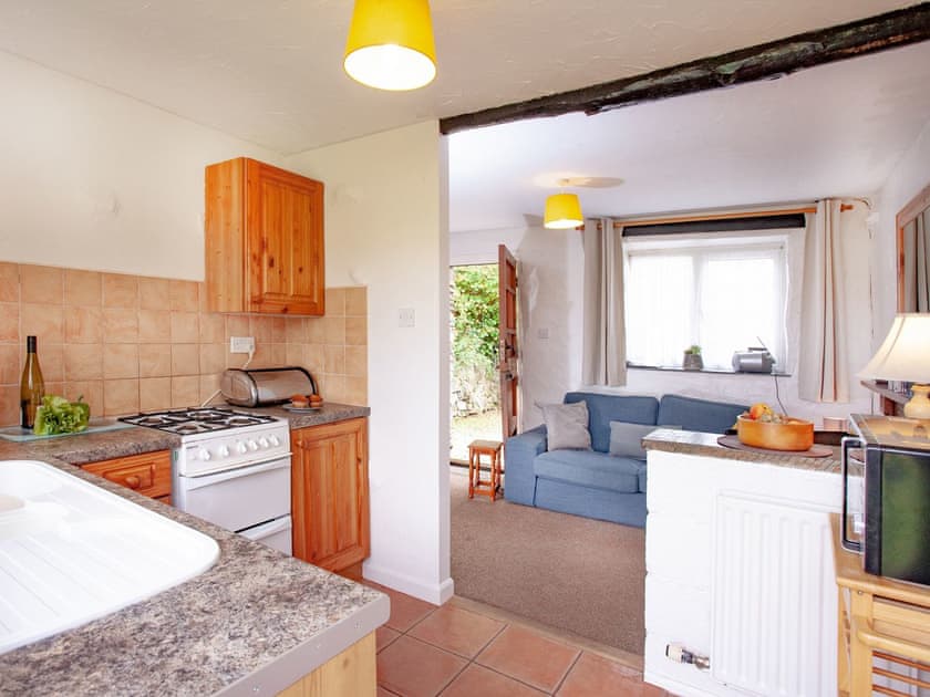 Kitchen | Byre - Summercourt Cottages, Looe