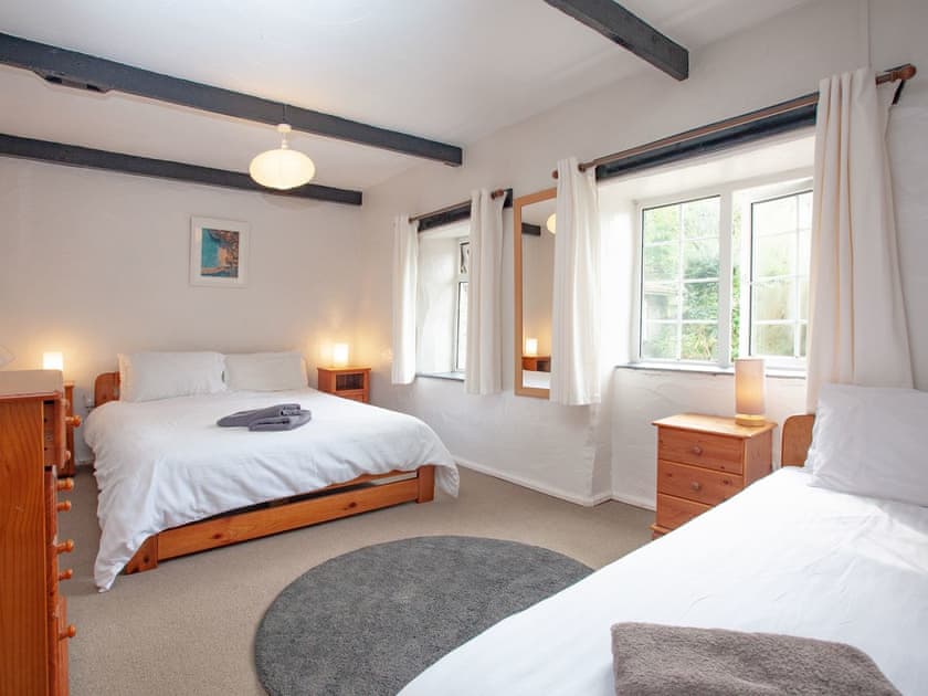 Bedroom | Linhay - Summercourt Cottages, Looe