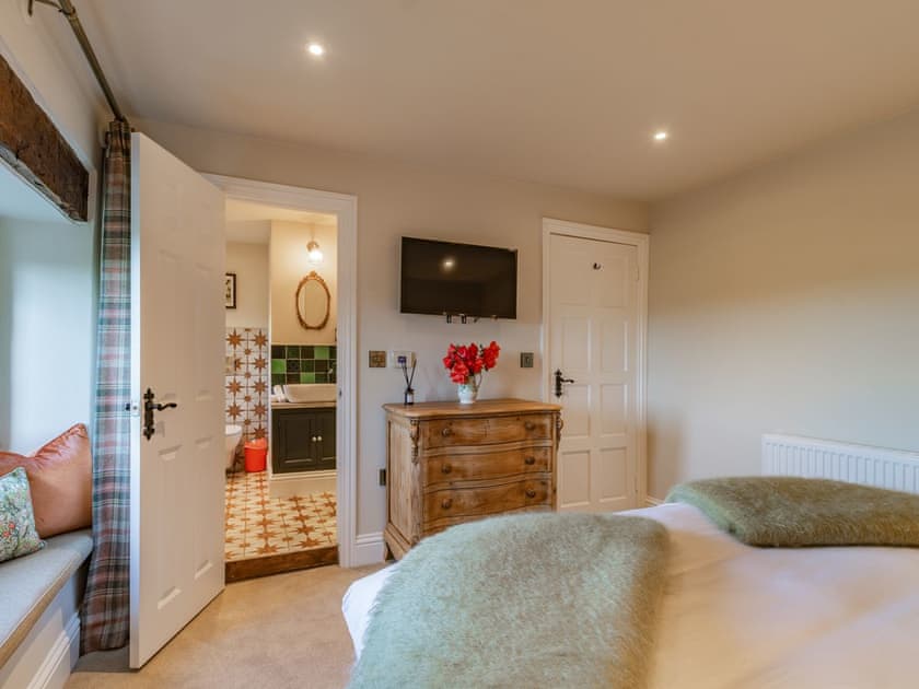 Double bedroom | Buryemwick, Jack Hill, near Harrogate