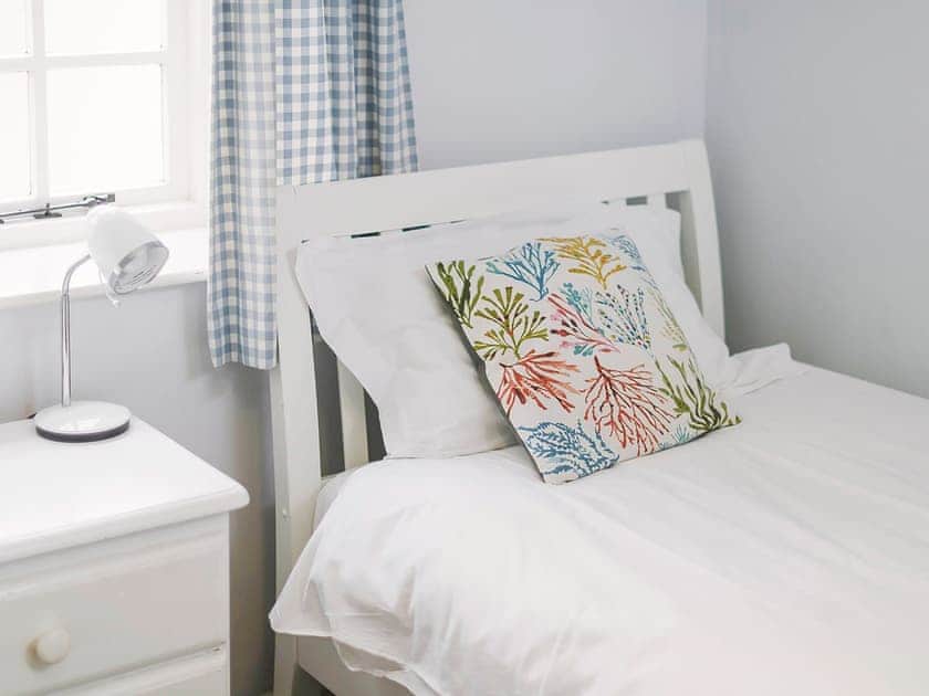 Twin bedroom | Number Six - Corffe Cottages, Tawstock, near Barnstaple