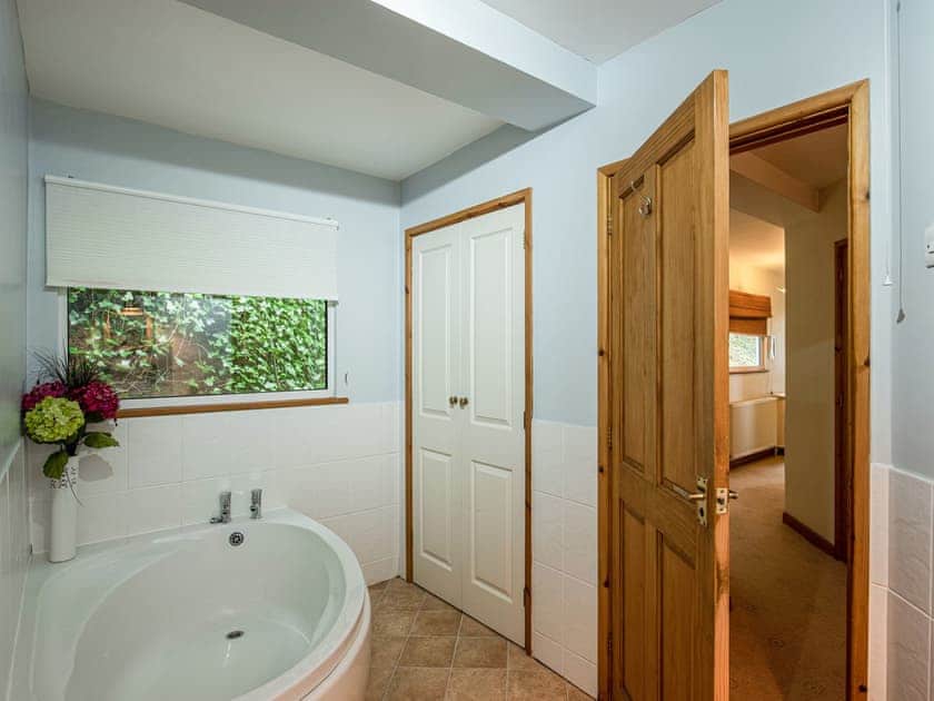 Shower room | Brig-y-Don, Aberaeron