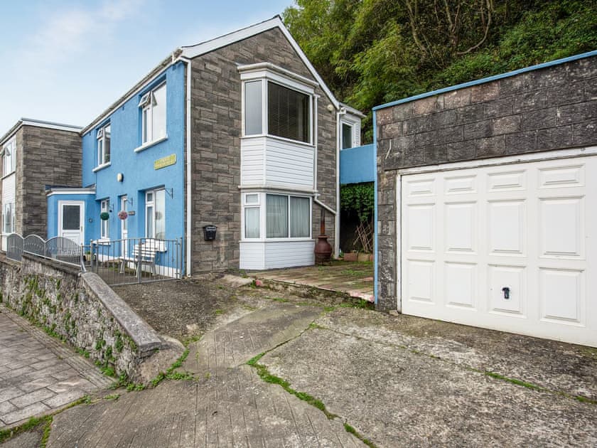 Parking | Brig-y-Don, Aberaeron