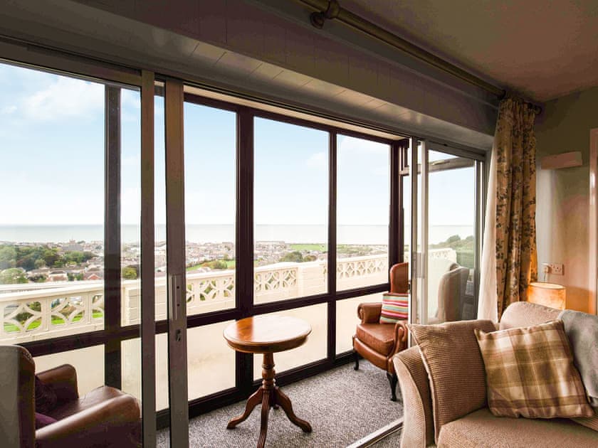 Living area | Frondeg, Aberaeron