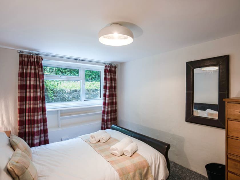 Double bedroom | Frondeg, Aberaeron