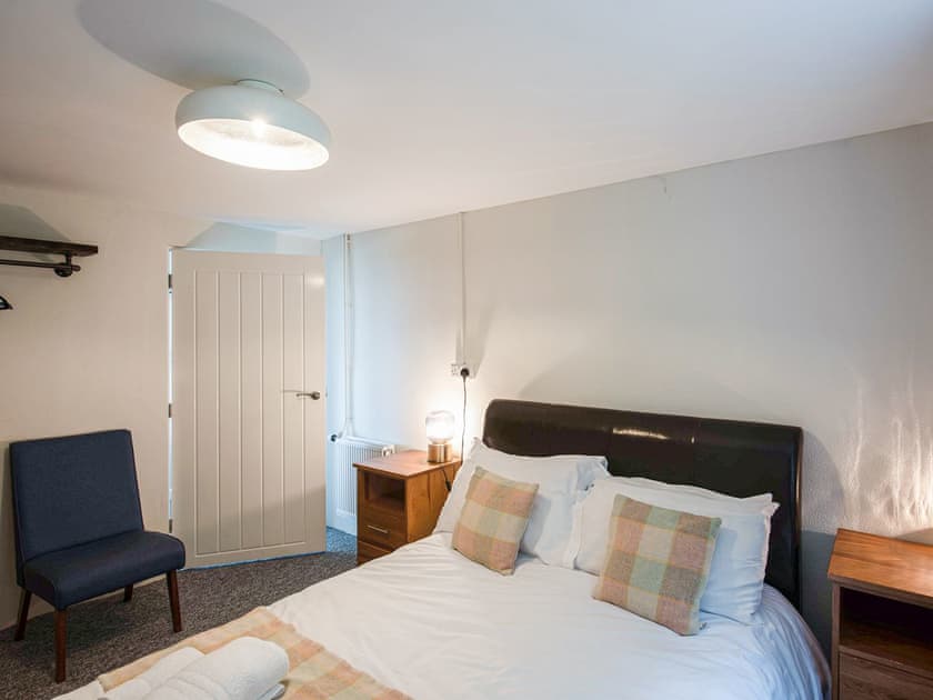 Double bedroom | Frondeg, Aberaeron