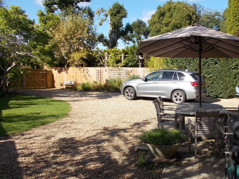 Driveway | Alderley House, Bourton-on-the-Water