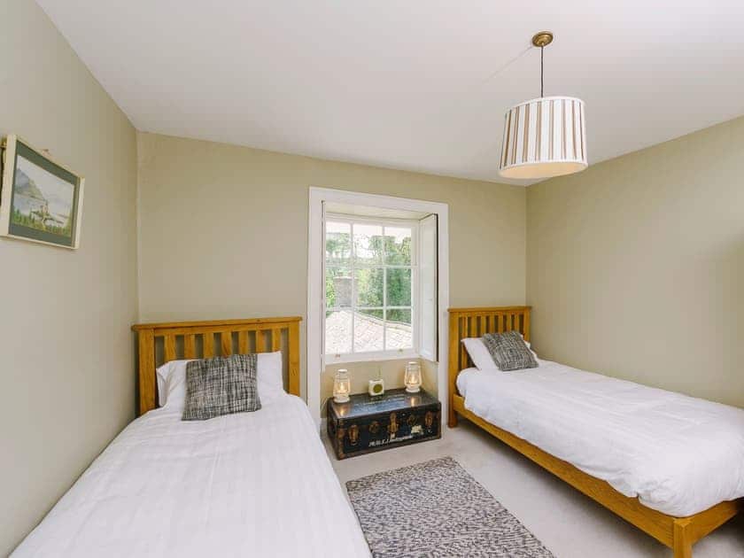 Twin bedroom | Corffe House - Corffe Cottages, Tawstock, near Barnstaple