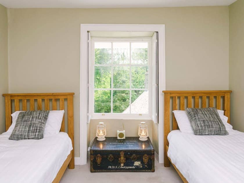 Twin bedroom | Corffe House - Corffe Cottages, Tawstock, near Barnstaple