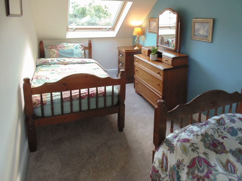 Twin bedroom | Newburgh C Listed Townhouse, Newburgh, near Cupar