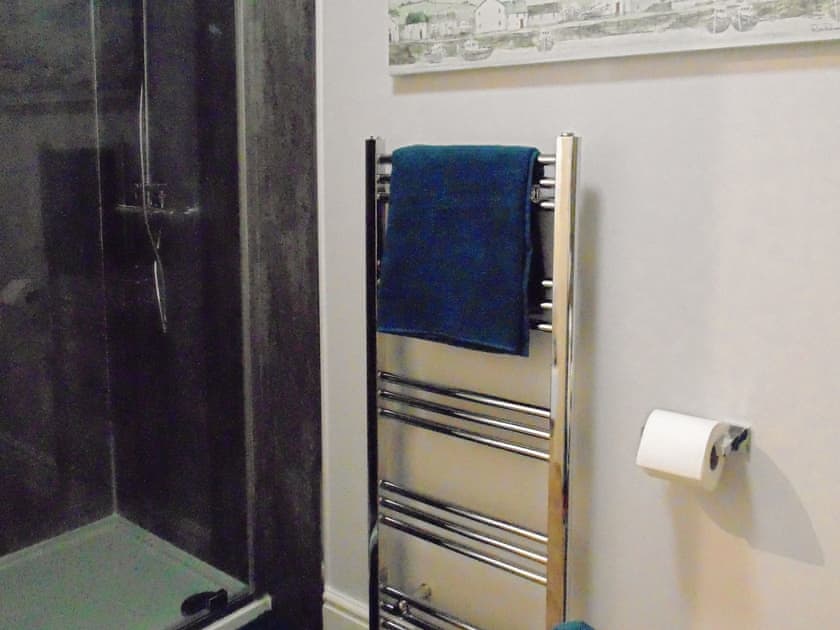 Shower room | Newburgh C Listed Townhouse, Newburgh, near Cupar