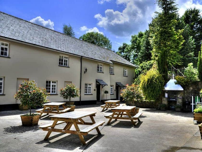 Courtyard | Corffe Cottages, Tawstock, near Barnstaple