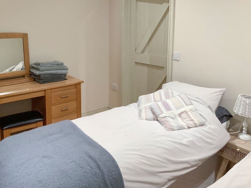 Bedroom | Bramble Cottage, Ingoldisthorpe, near Hunstanton