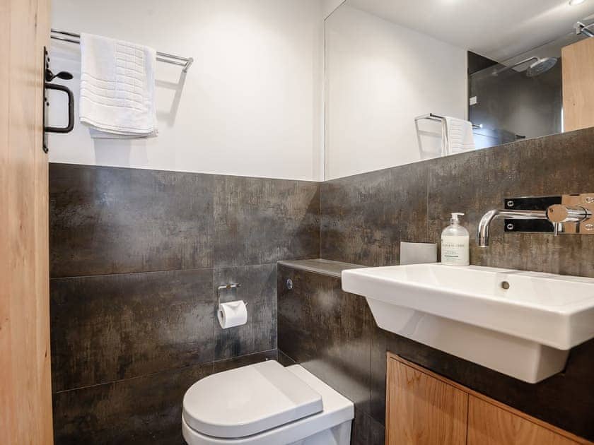 En-suite | Hafan Yr Haul, Arthog