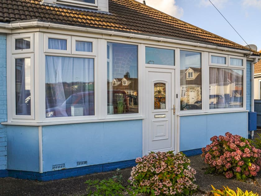 Exterior | Joe’s Place, Mablethorpe