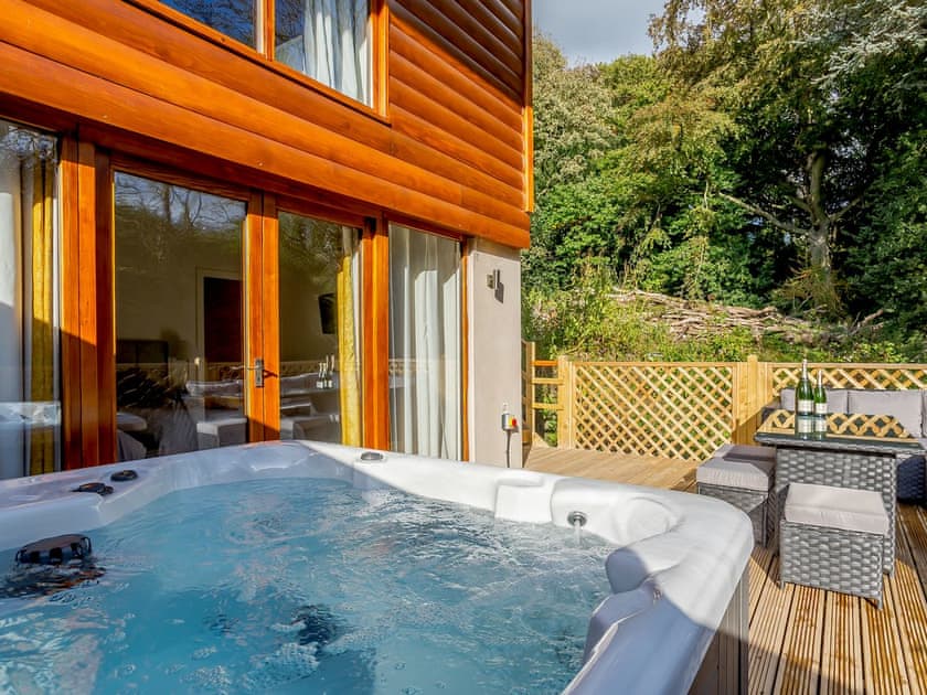 Hot tub | Waterside Lodge One - Ashgrove Country Park, Elland