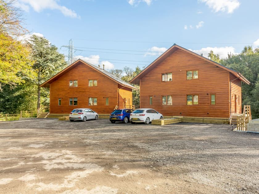 Setting | Waterside Lodge One - Ashgrove Country Park, Elland
