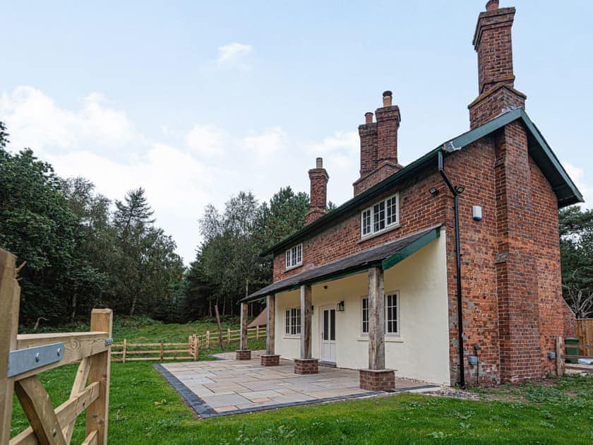 Exterior | Keepers Cottage, Twigmoor