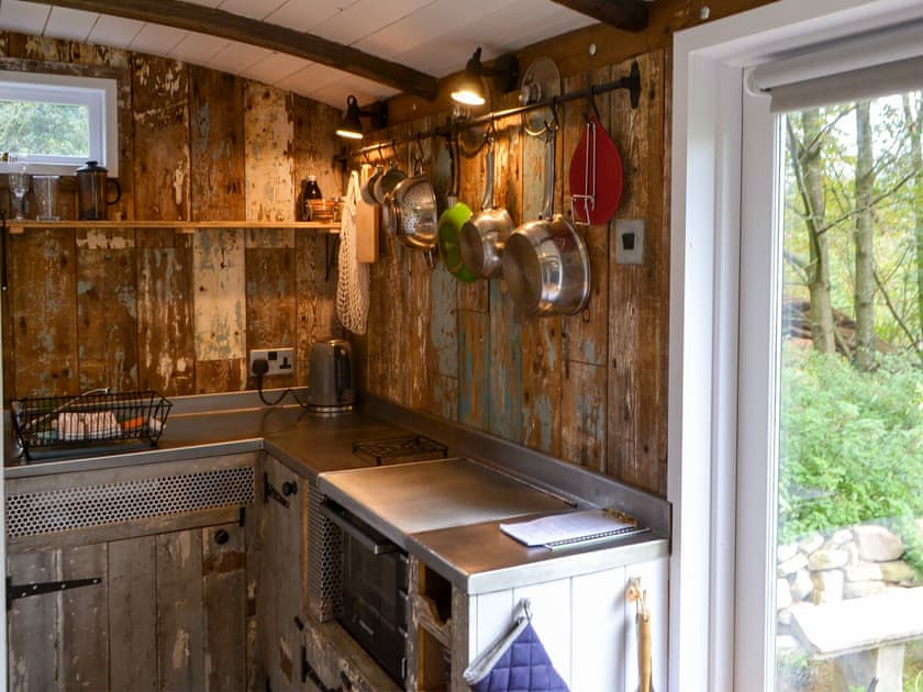 Interior | Tiny House Railway Carriage Number 1 - Lockhaugh Farm Cottages & Carriages, Rowlands Gill