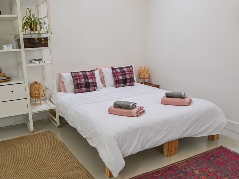 Double bedroom | Gardeners Cottage - Lockhaugh Farm Cottages & Carriages, Rowlands Gill