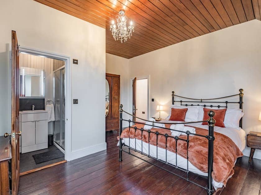 Double bedroom | Groudd Hall, Cerrigydrudion