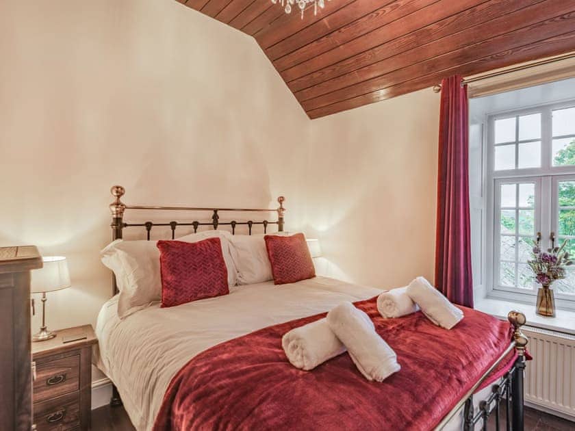 Double bedroom | Groudd Hall, Cerrigydrudion