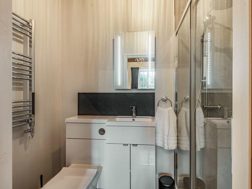 Shower room | Groudd Hall, Cerrigydrudion