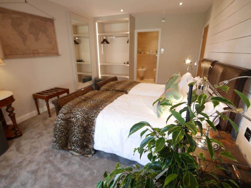 Bathroom | Woodland Lodge, Bishopsoil, near Goole