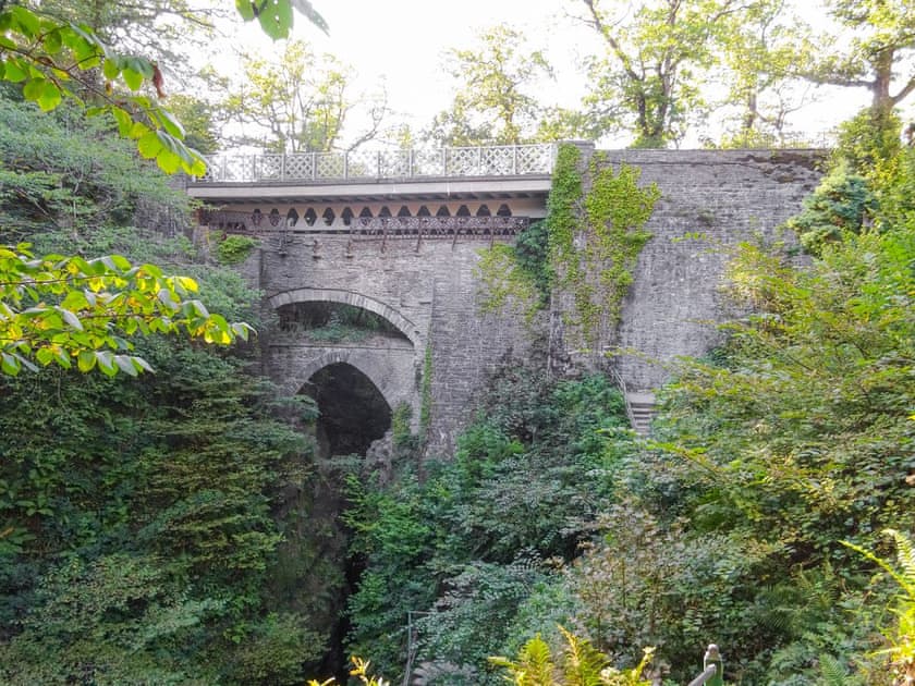 Devil’s Bridge | Glan Wye, Rhayader
