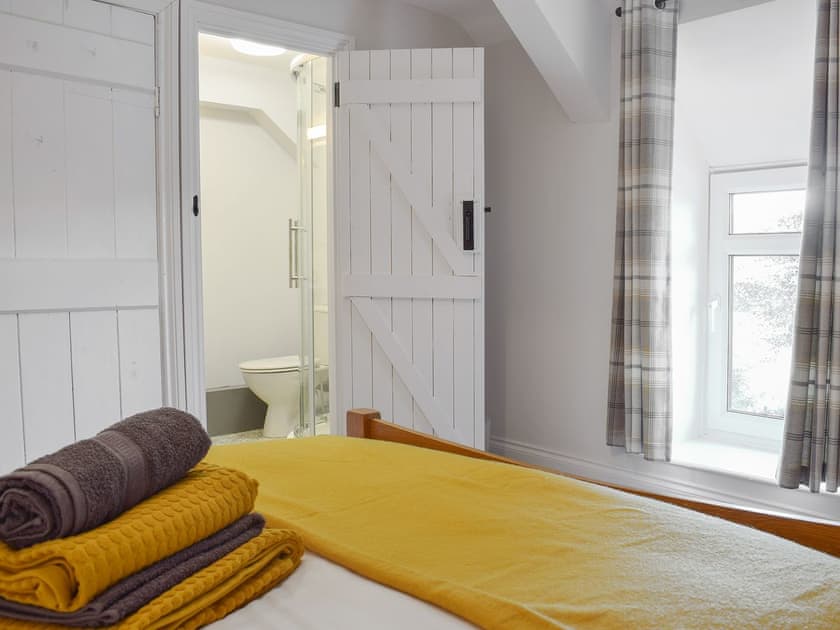 Double bedroom | Pengraig, near Tregaron
