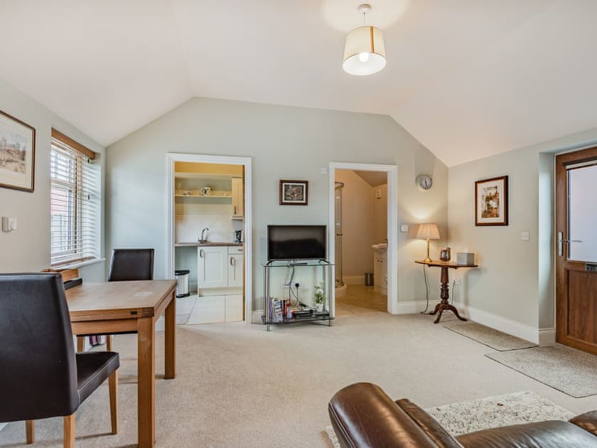 Living room/dining room | Rose Cottage Farm - The Potting Shed - Rose Cottage Farm , Horsington