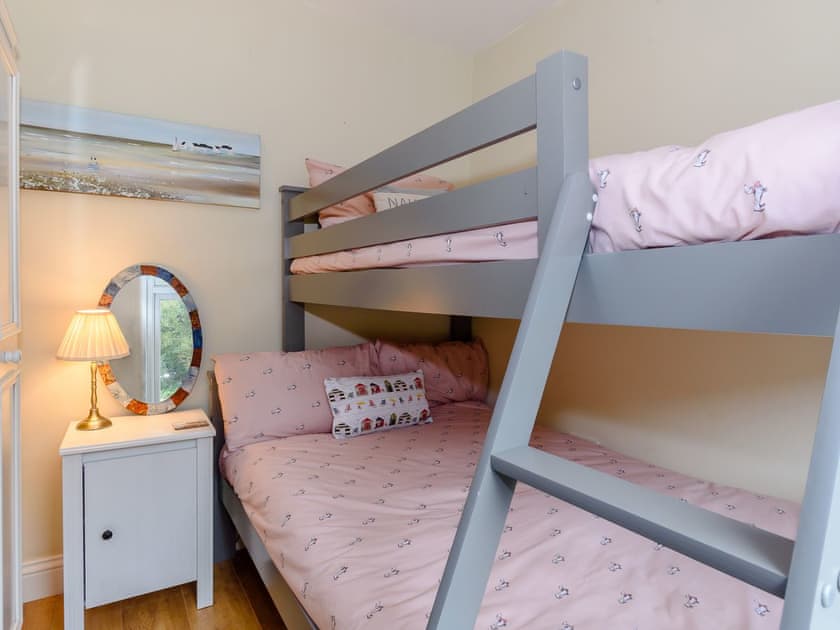 Bunk bedroom | Fosdyke Cottage, Skinningrove, near Whitby