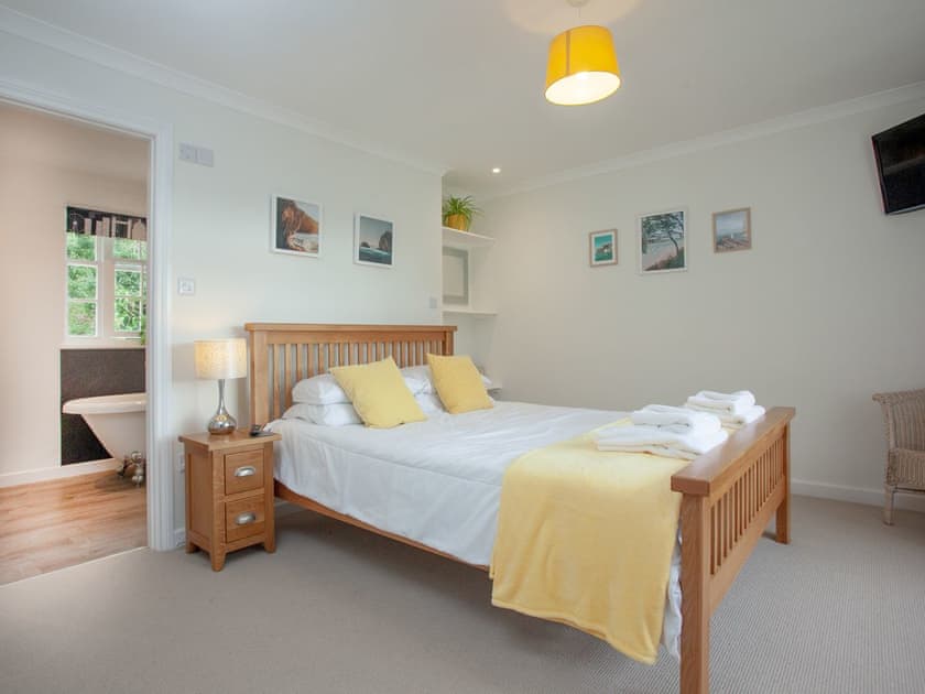 Double bedroom | Rose Cottage, Salcombe