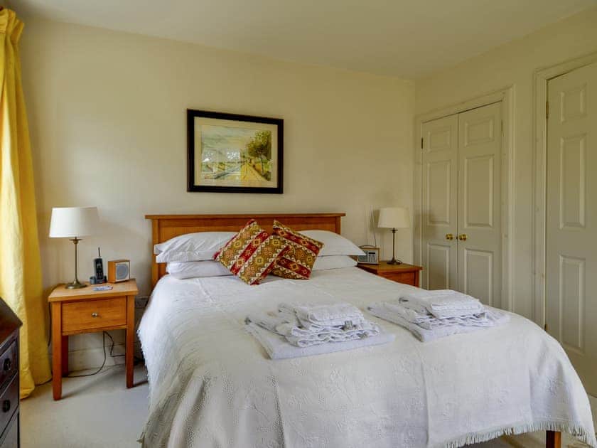 Double bedroom | Cliff Cottage, Port Appin