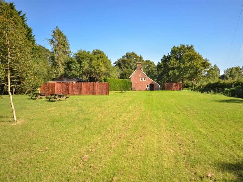 Pound Cottage, Kirdford