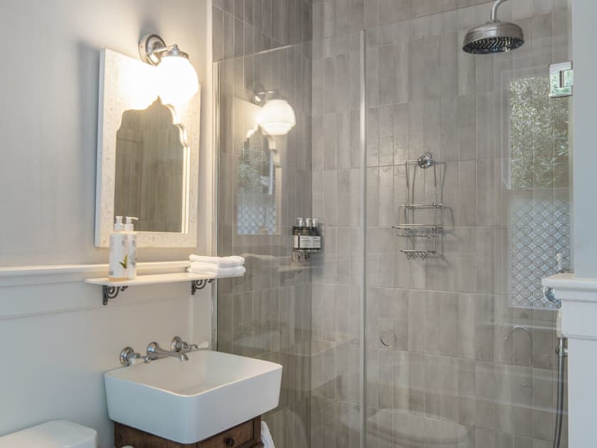 Bathroom | The Annexe at Henge Estate, Shrewton