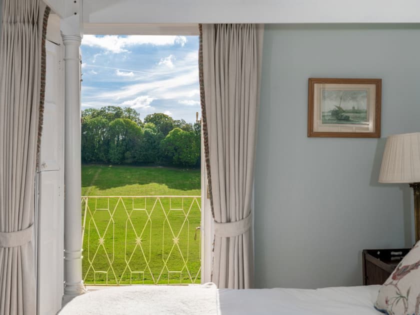 Twin bedroom | Henge Estate, Shrewton, near Salisbury