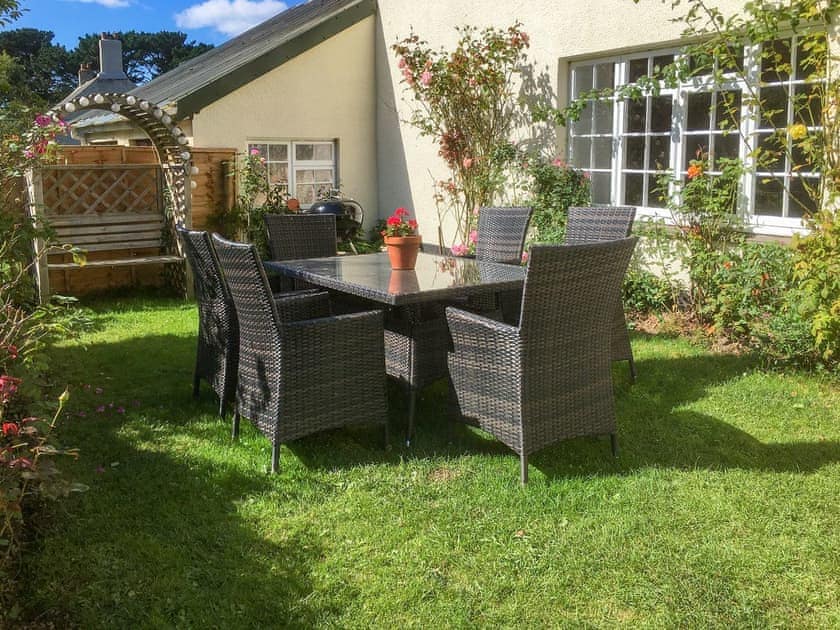 Sitting-out-area | Rose Cottage, Salcombe