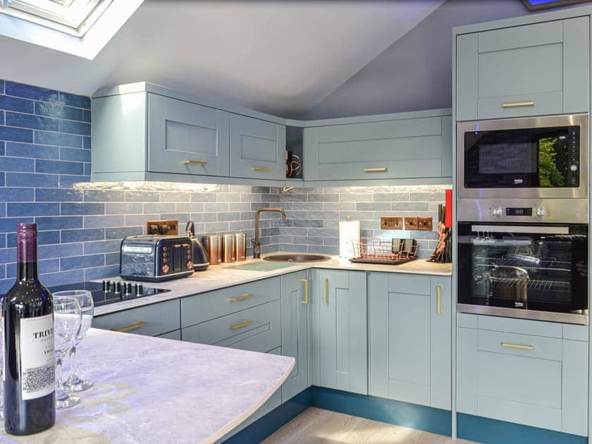 Kitchen | Dundonald Landing - Palm 3 - Dundonald Landings, Oban