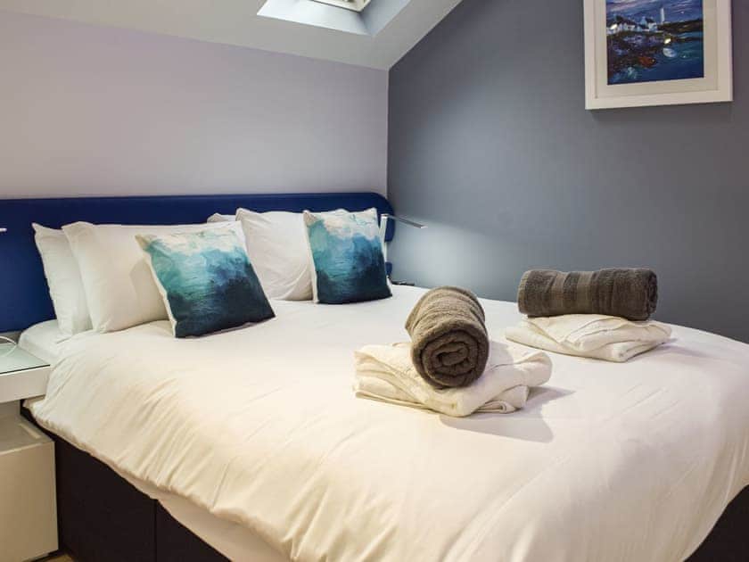 Double bedroom | Dundonald Landing - Palm 3 - Dundonald Landings, Oban