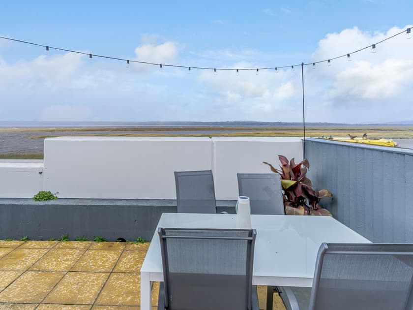 Outdoor eating area | Tyr LLyr, Penclawdd