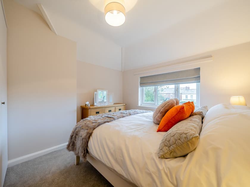 Double bedroom | Hare Bee & Bee, Stratford Upon Avon