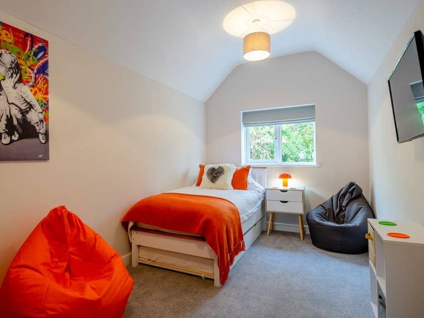 Bedroom | Hare Bee & Bee, Stratford Upon Avon