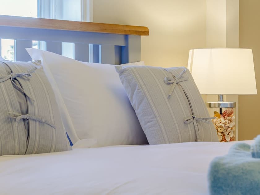 Double bedroom | Robin Cottage, Holt