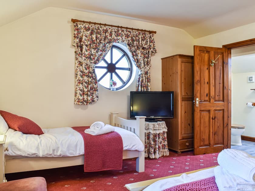 Twin bedroom | Priory Barn, Lathom, near Southport