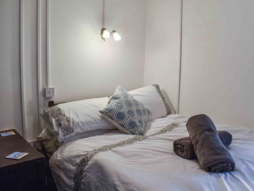 Double bedroom | Bwth Carron, Barmouth