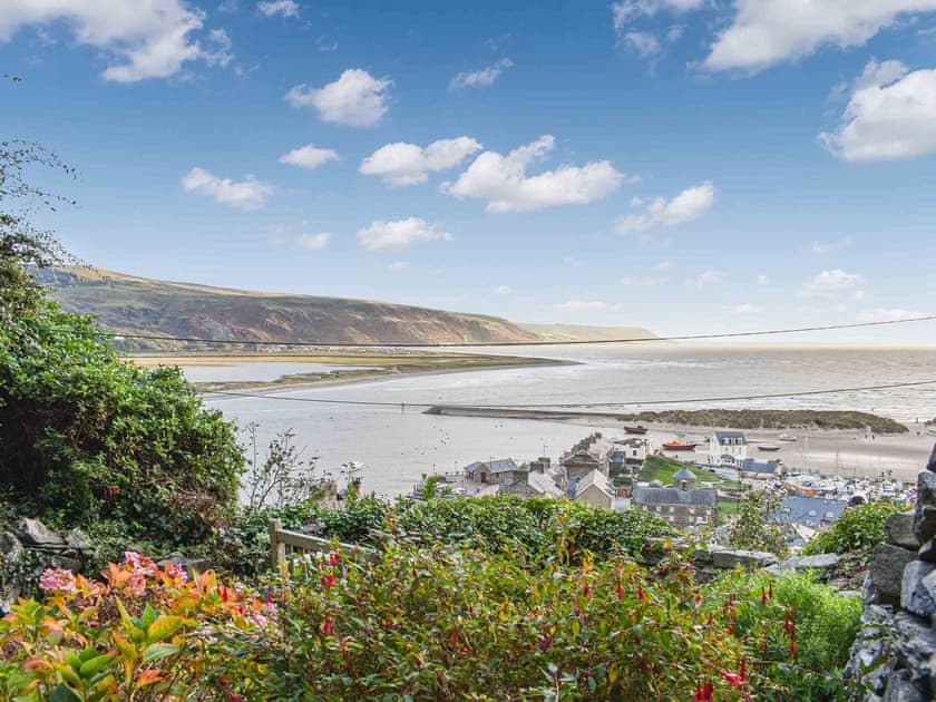 View | Bwth Carron, Barmouth