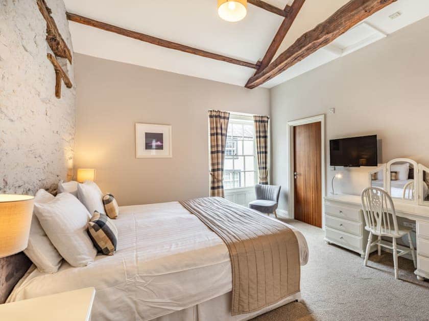 Double bedroom | The Scotch Arms Mews, Brampton