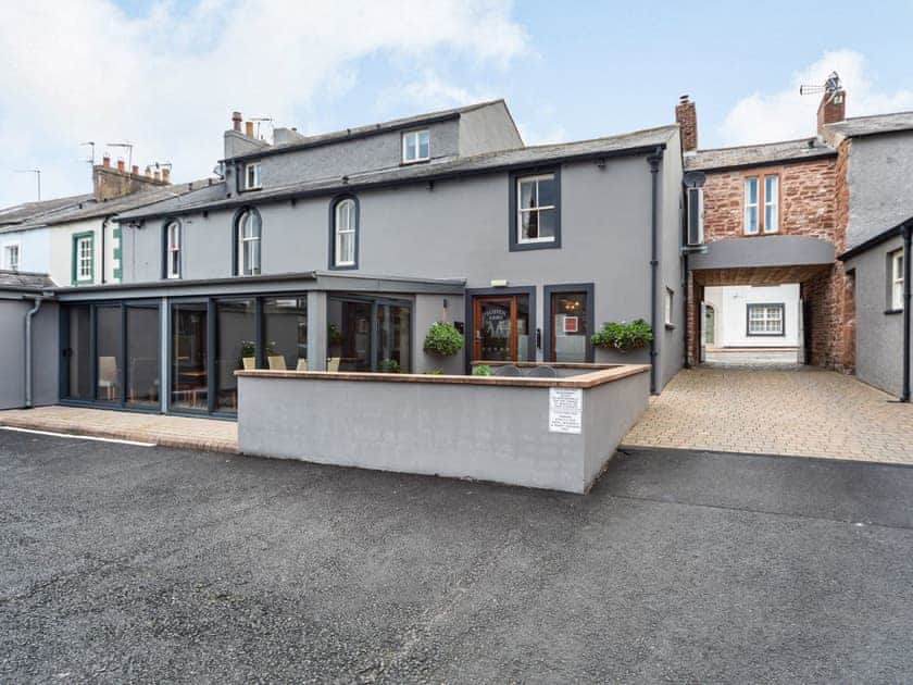 Parking | The Scotch Arms Mews, Brampton