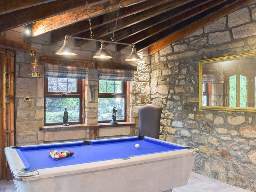 Games room | Tennox House - Tennox Farm, Kilbirnie
